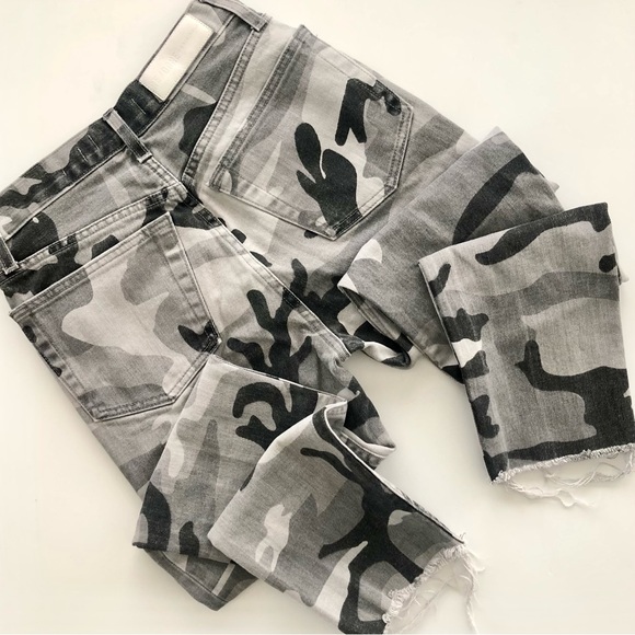 RE/DONE High Rise Ankle Crop Stretch Fray Hem Grey Camo Jeans 25 - Picture 2 of 12